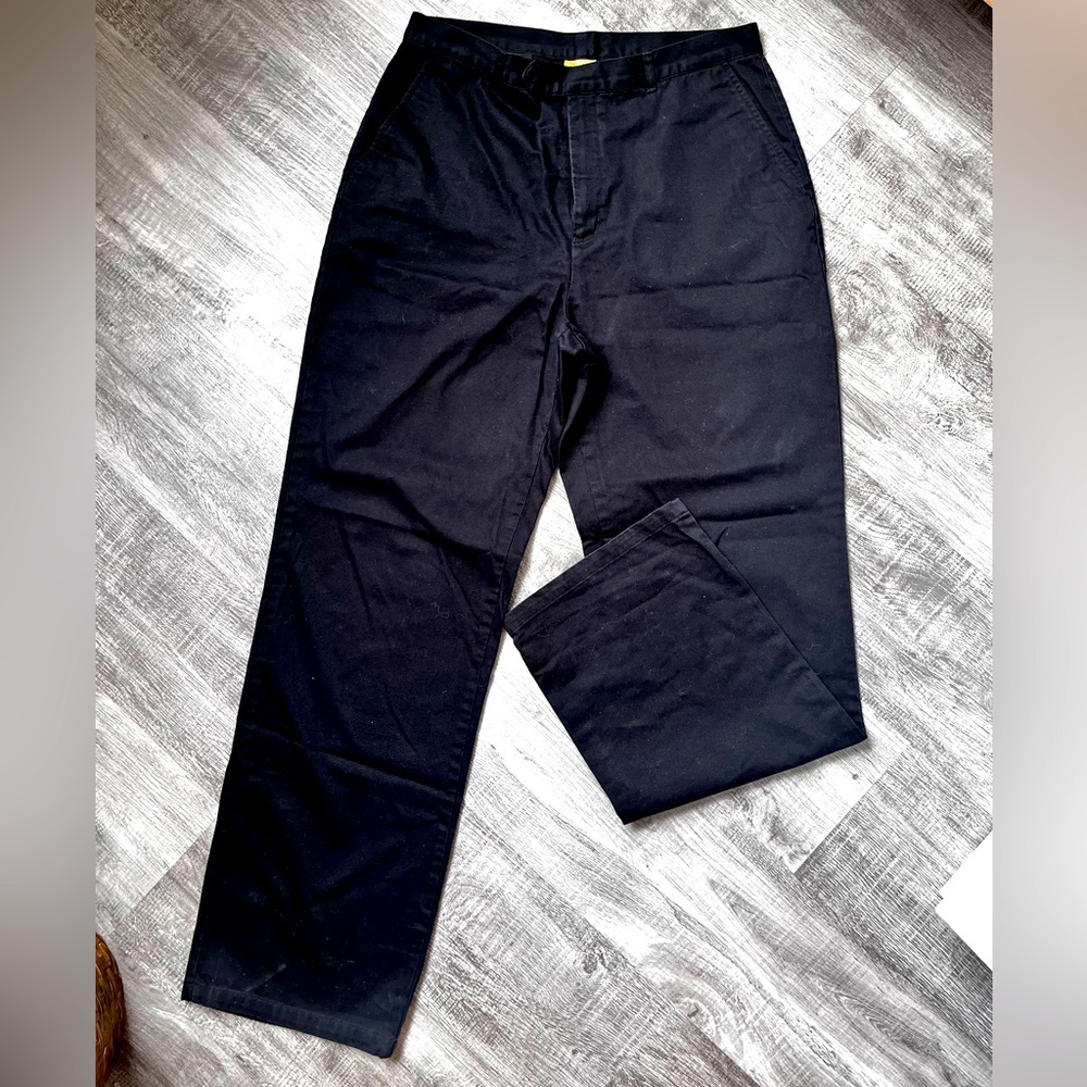 Black trousers. Gently worn. Cotton 100%.